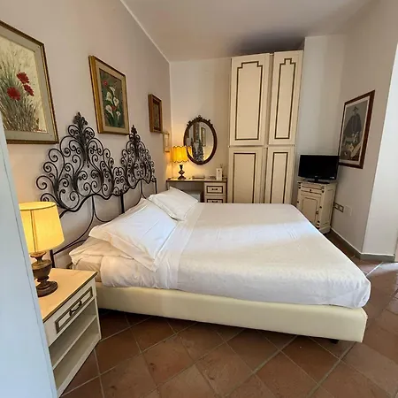 Hotel L'elisea Maison De Charme 4*