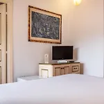 L'elisea Maison De Charme 4*