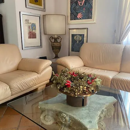 L'elisea Maison De Charme 4*