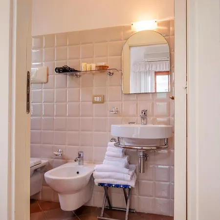L'elisea Maison De Charme 4* Castellabate