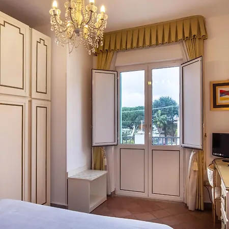 Hotell L'elisea Maison De Charme