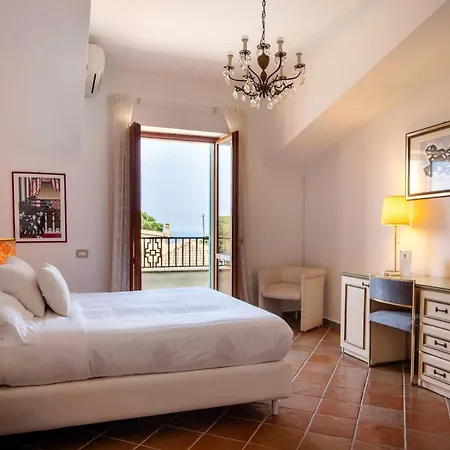 Hotell L'elisea Maison De Charme