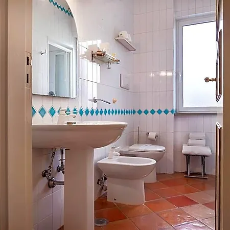 L'elisea Maison De Charme קסטלבאטה
