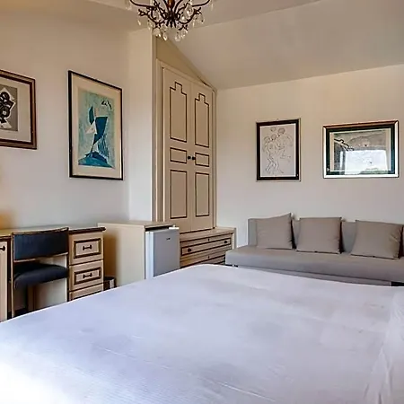 L'elisea Maison De Charme Отель 4*